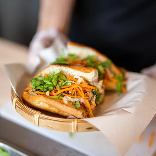 BookNoFees: Restaurante – Bánh mì makers – Prague – Fabricantes de pão, fotografia 3