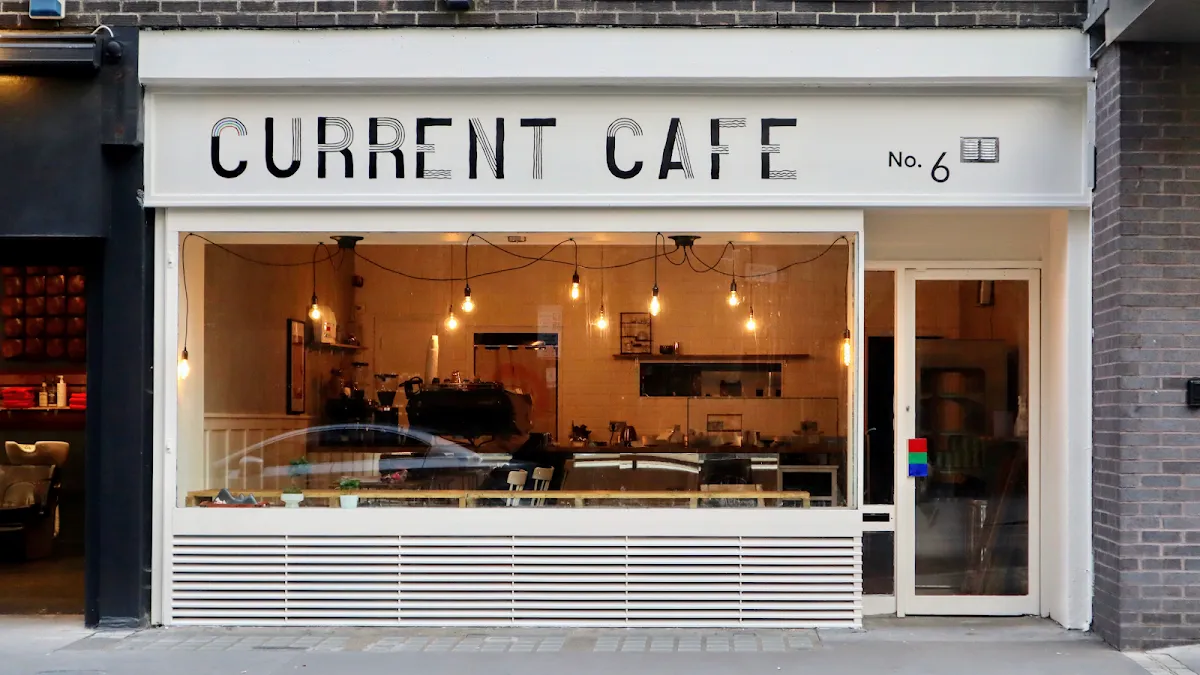 BookNoFees: Café – Current Cafe – London – Café Current, fotografia 1