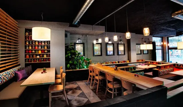 BookNoFees: Restaurante – Słoik – Warsaw – Frasco, fotografia 3