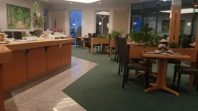 BookNoFees: Restaurante – Feldschlößchen Hotel – Geseke – Hotel Feldschlößchen, fotografia 3