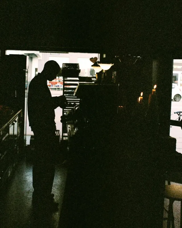 BookNoFees: Café – Fovl – Copenhagen – Fovl, fotografia 2