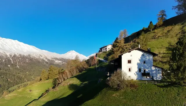 BookNoFees: Férias acima das nuvens do dia-a-dia – Sta.Maria Val Müstair