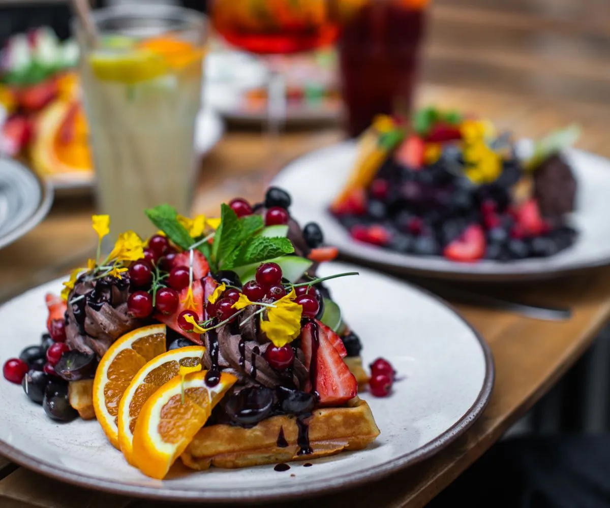 BookNoFees: Café – Blueberry Brunch – Budapest – Brunch de Mirtilo, fotografia 1