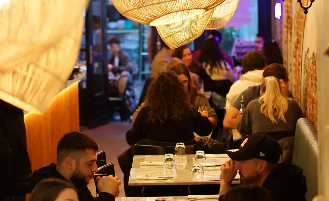 BookNoFees: Restaurante – L'Antica Pizzeria da Michele – Amsterdam – A Antica Pizzeria da Michele, fotografia 1