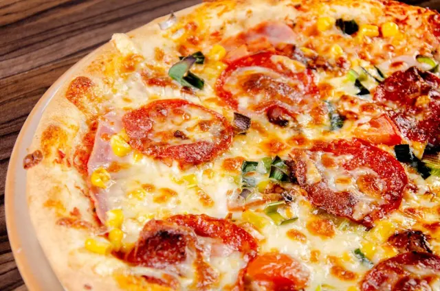 BookNoFees: La Guna Étterem és Pizzéria, Budapest