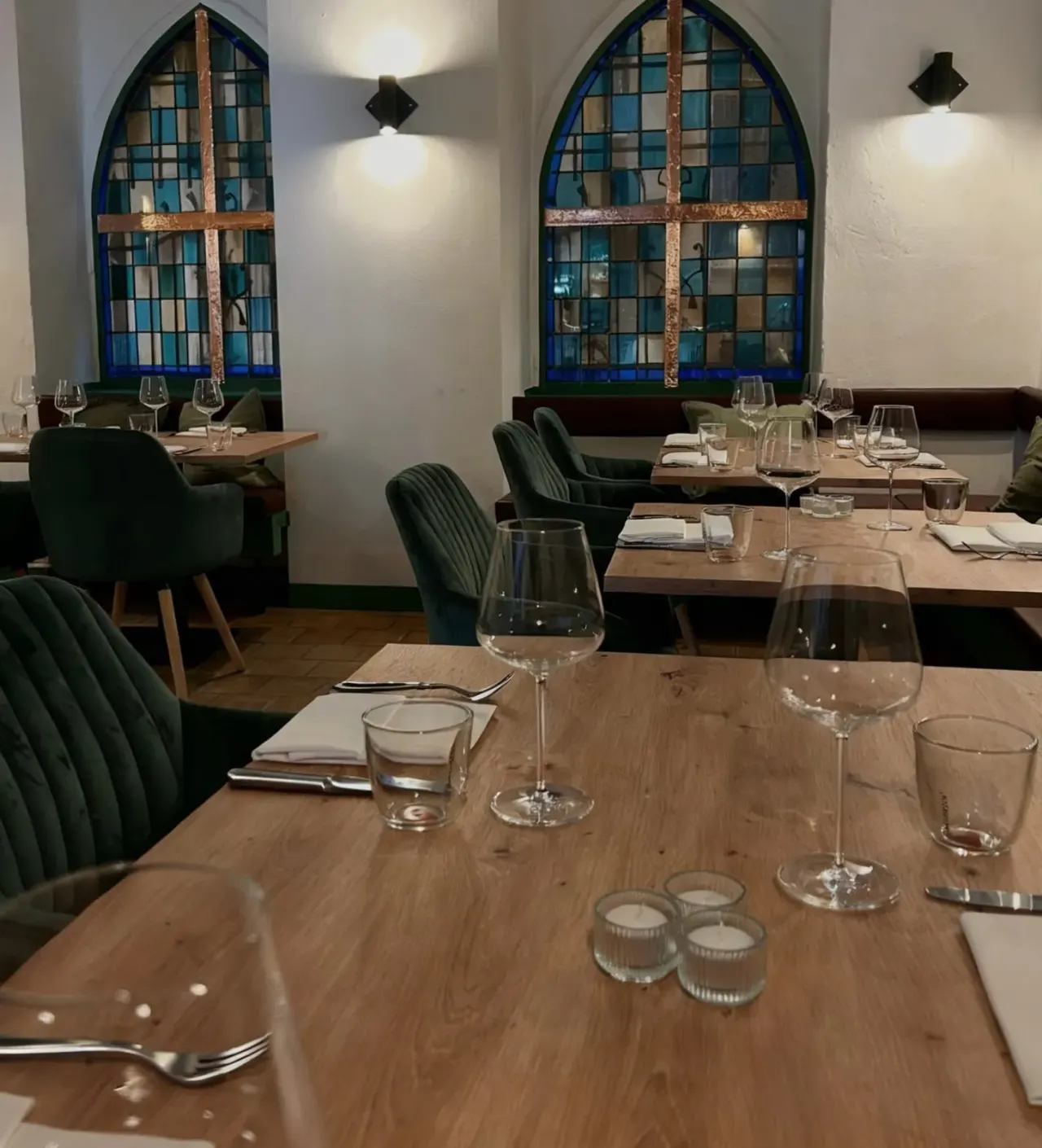 BookNoFees: Restaurante – Nah & Fern – Berlin – Perto e longe, fotografia 1