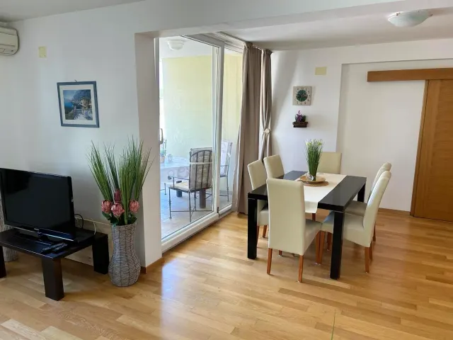 BookNoFees: Apartamento David – Biograd na Moru