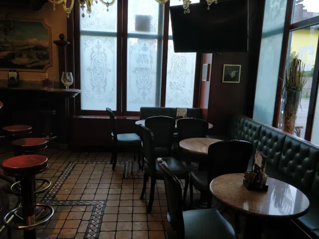 BookNoFees: Kavarnica Langus, Ljubljana