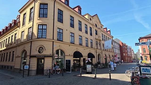 BookNoFees: Café – Babel Deli – Stockholm – Babel Deli, fotografia 3
