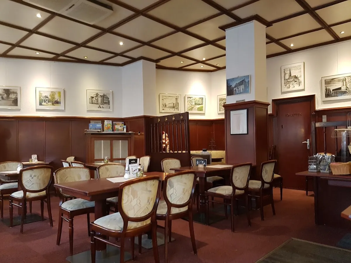 BookNoFees: Restaurante – Café Flores – Hagen – Café Flores, fotografia 1