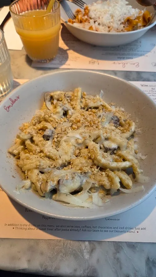 BookNoFees: Restaurante – Emilia's – London – Da Emilia, fotografia 2