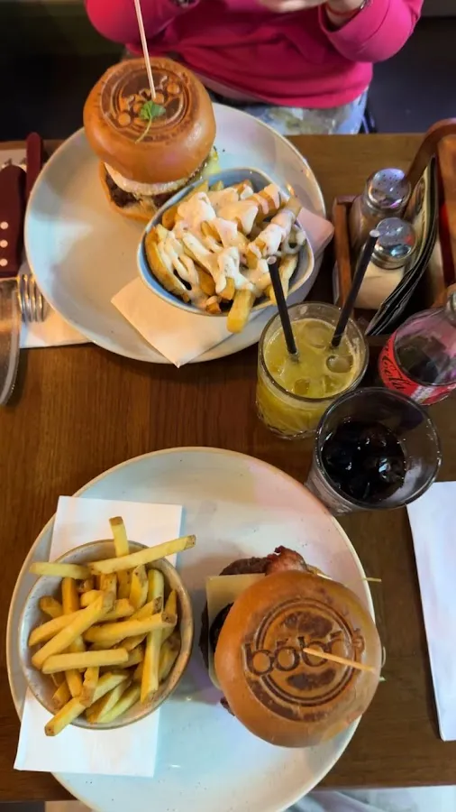 BookNoFees: Cafetaria – Bóbó's – Dublin – Do Bobbo's, fotografia 3