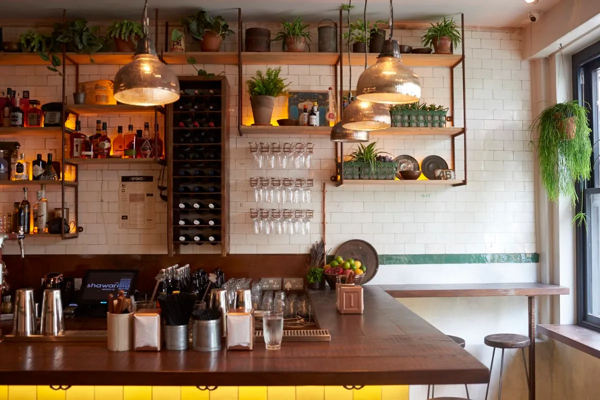 BookNoFees: Restaurante – Berber & Q Shawarma Bar – London – Berber & Q Shawarma Bar, fotografia 1
