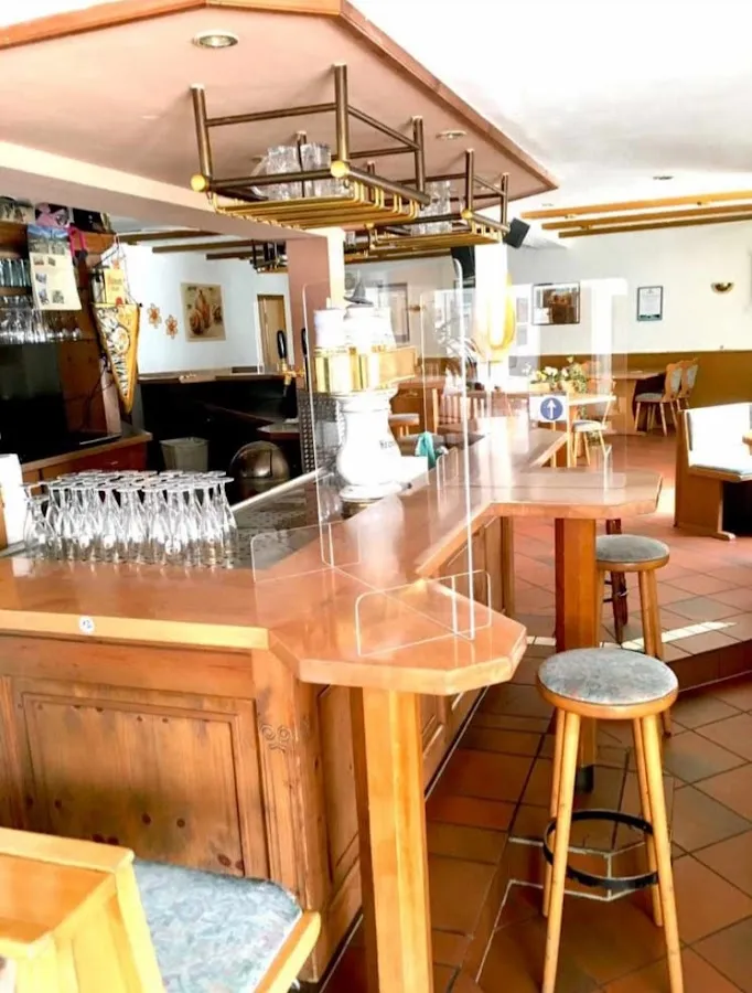 BookNoFees: Restaurante – Born – Lennestadt – Nascido, fotografia 1