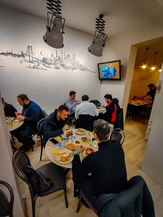 BookNoFees: Café – HOOFU-NA CAFE – Istanbul – HOOFU-NA CAFÉ, fotografia 1