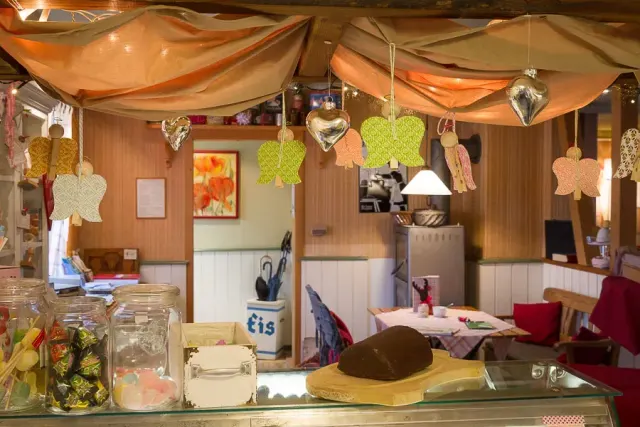 BookNoFees: Padaria – Café Backes – Schmallenberg – Café Backes, fotografia 3