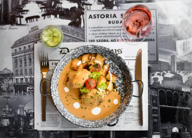 BookNoFees: Restaurante – Café Astoria – Budapest – Café Astoria, fotografia 3