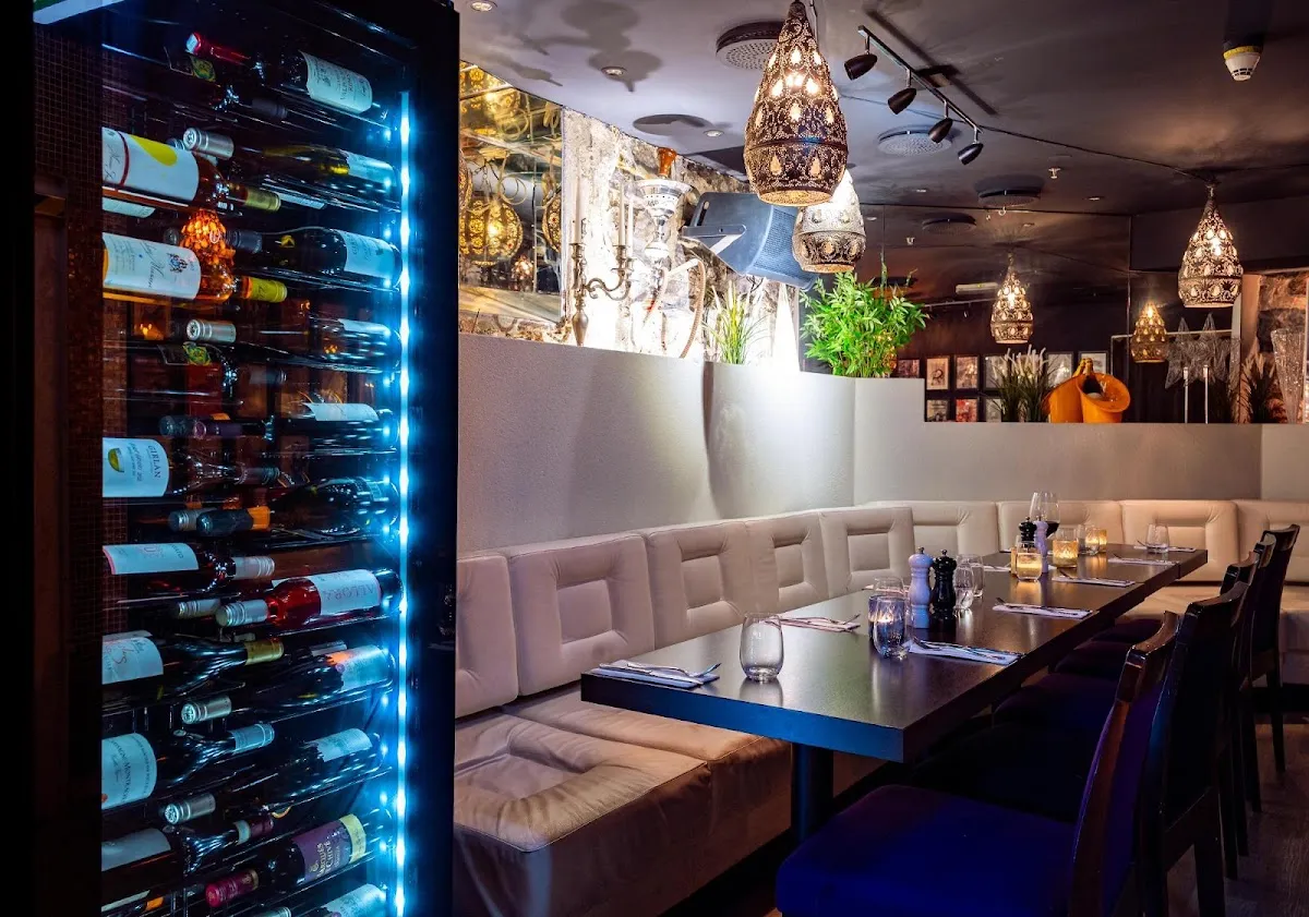 BookNoFees: Restaurante – Kos Kos – Oslo – Custo Custo, fotografia 1