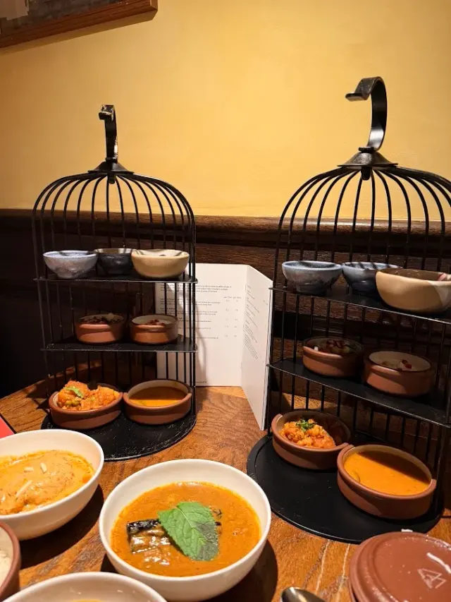 BookNoFees: Restaurante – Darjeeling Express – London – Darjeeling Express, fotografia 2