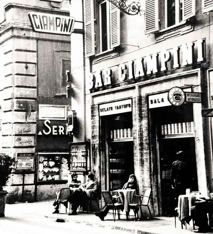 BookNoFees: Café – Gelateria Ciampini – Rome – Gelataria Ciampini, fotografia 1