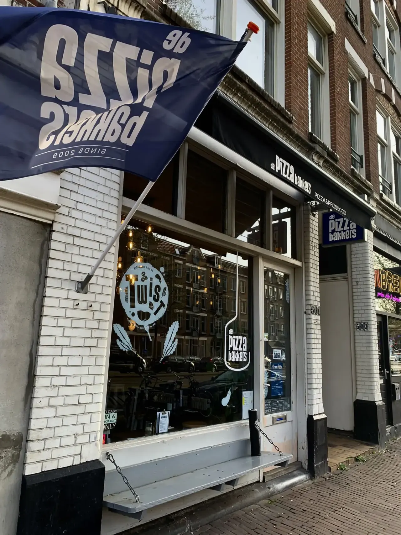 BookNoFees: Restaurante – De Pizzabakkers – Amsterdam – Os Padeiros de Pizza, fotografia 1