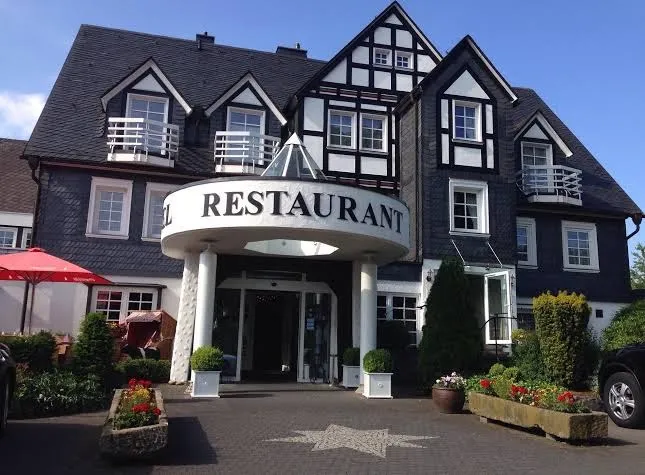 BookNoFees: Restaurante – Albus Panoramahotel – Olpe – Albus Panoramahotel, fotografia 1