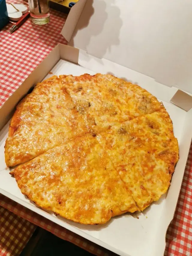 BookNoFees: Restaurante – Don Camillo Pizza-Service – Lüdenscheid – Don Camillo Serviço de Pizza, fotografia 3