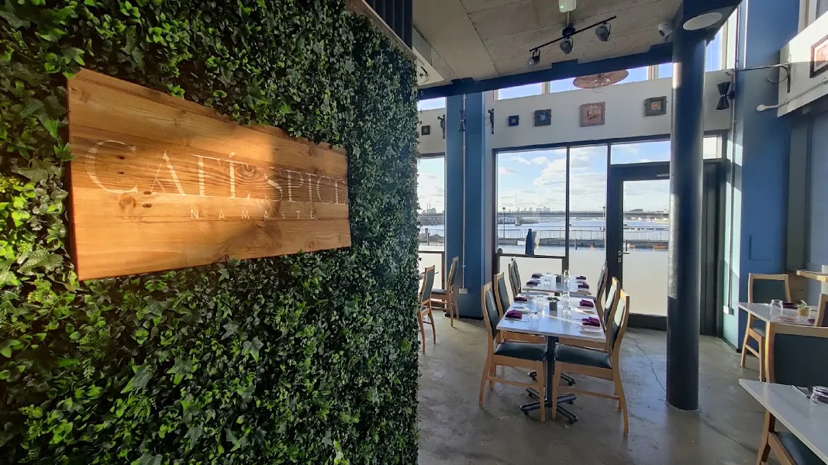 BookNoFees: Restaurante – Café Spice Namasté – London – Café Spice Namasté, fotografia 1