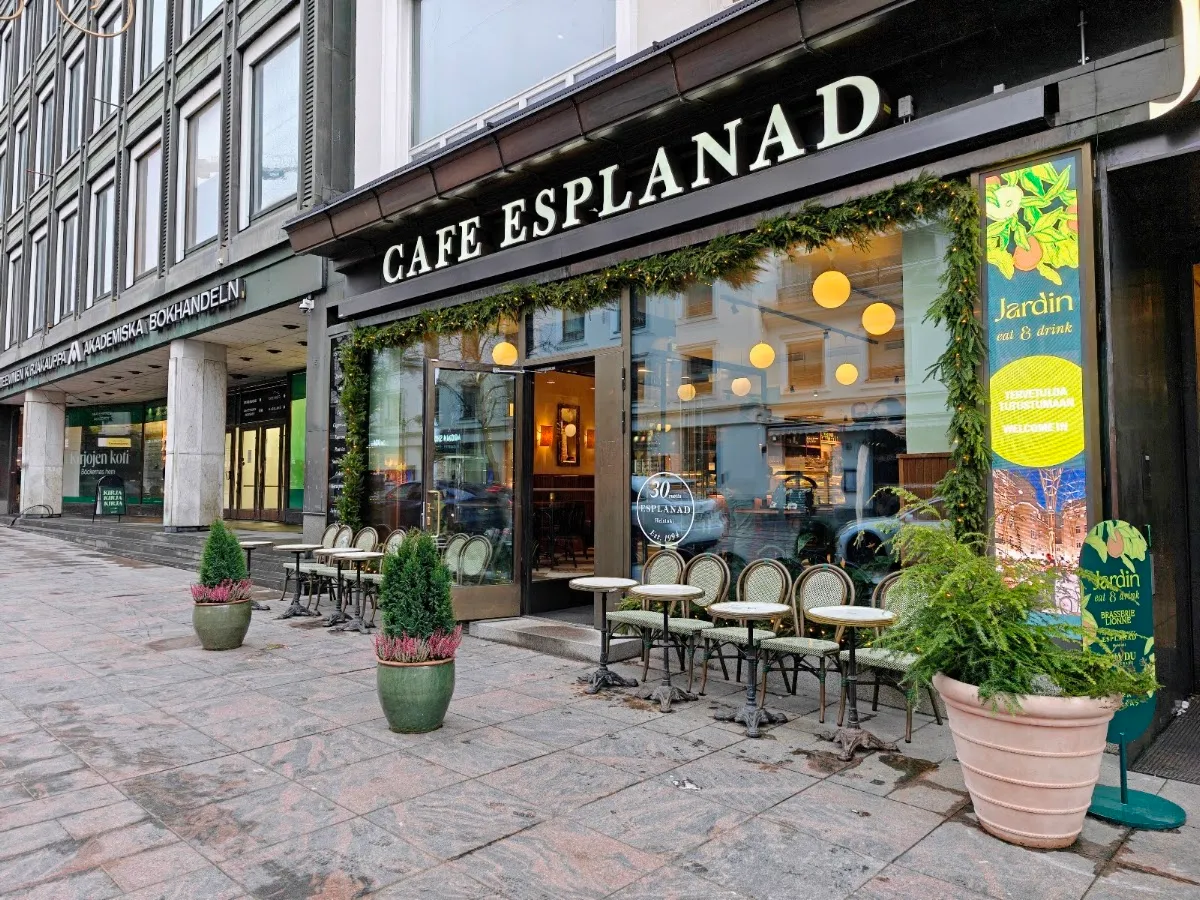 BookNoFees: Café – Cafe Esplanad – Helsinki – Café Esplanad, fotografia 1