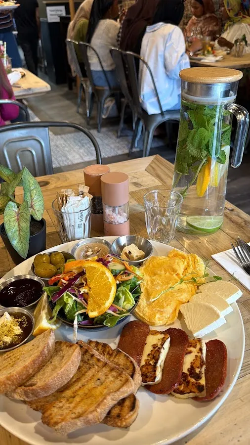 BookNoFees: Café – Dobar – London – Bom, fotografia 2