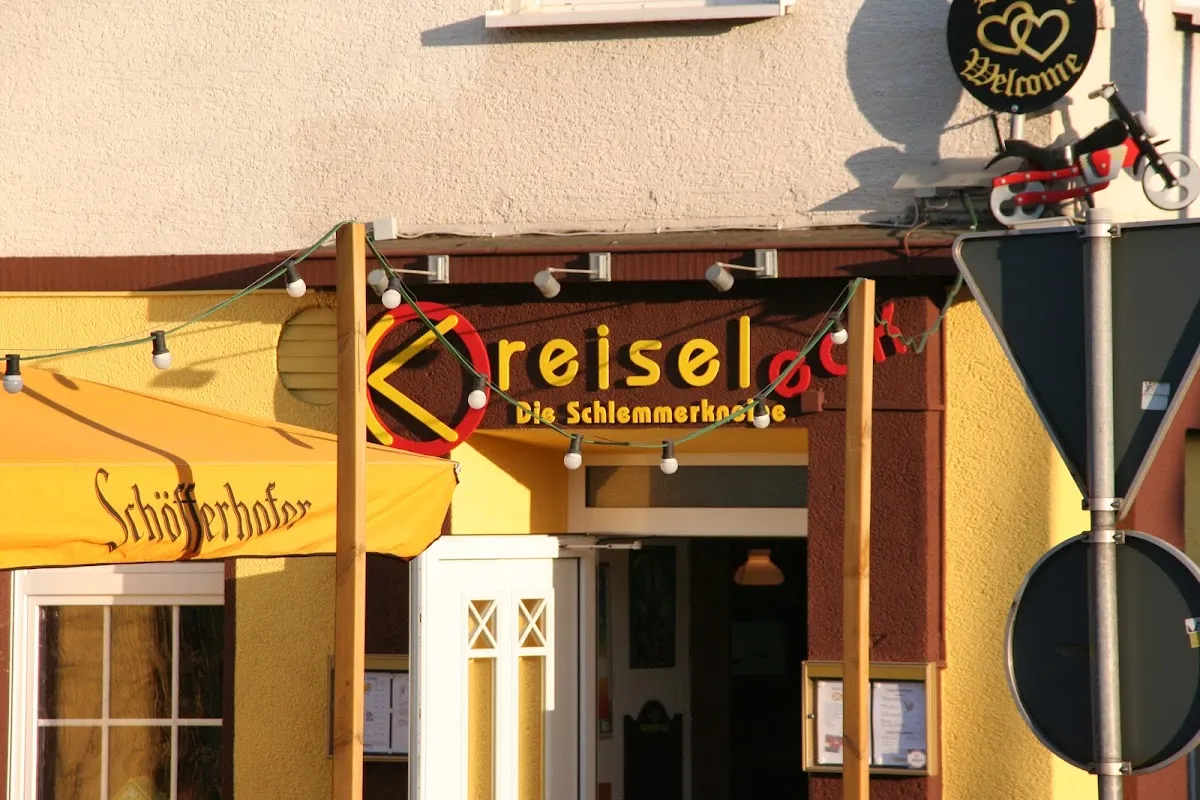 BookNoFees: Restaurante – Kreiseleck – Holzwickede – Esquina da rotunda, fotografia 1