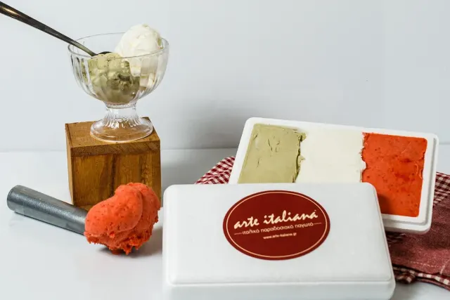 BookNoFees: Gelado – Arte italiana – Athens – Arte italiana, fotografia 3