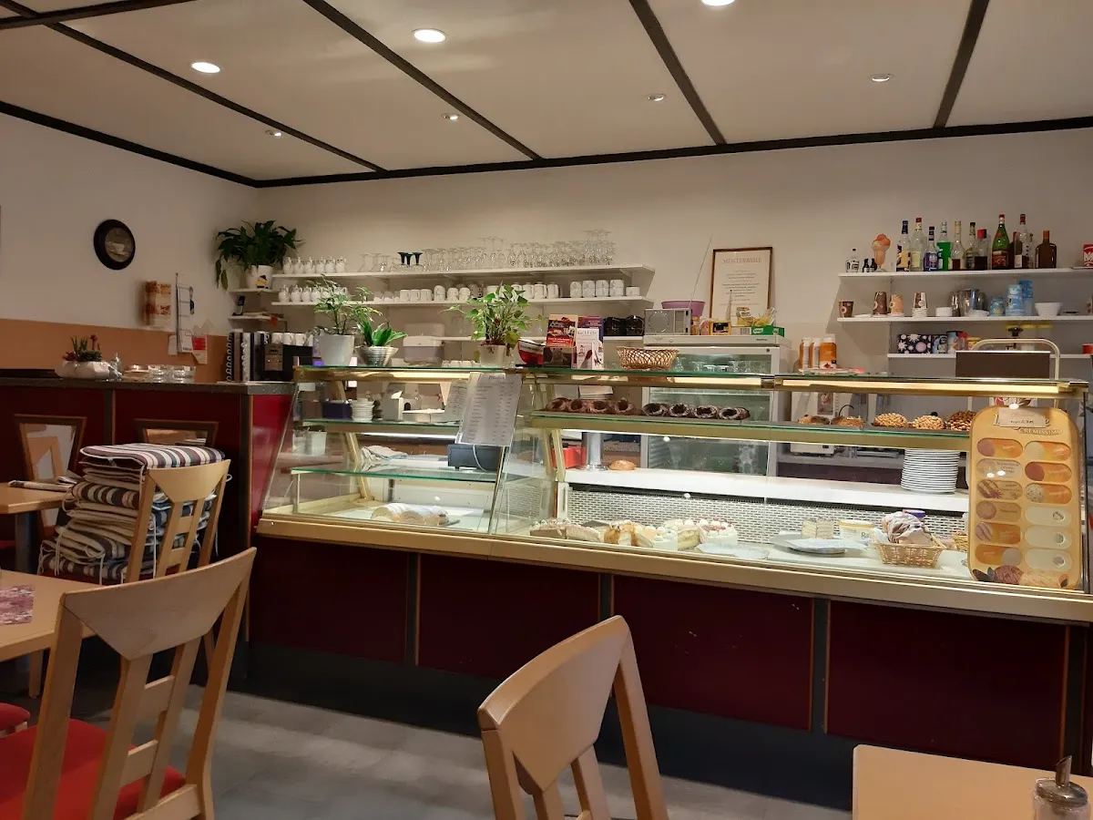 BookNoFees: Restaurante – Anna's Café – Geseke – Café da Anna, fotografia 1