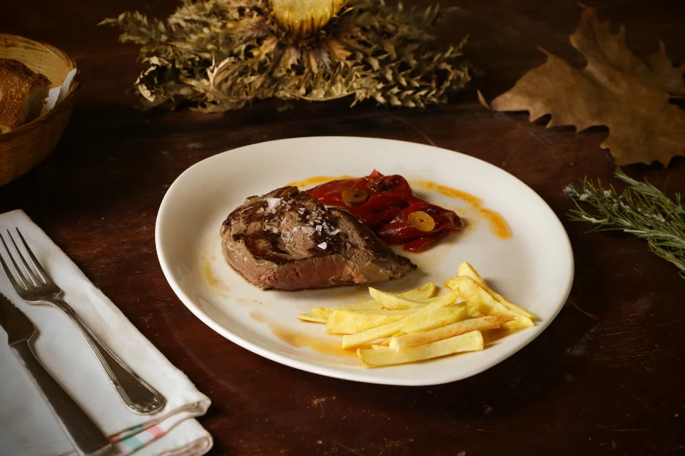 BookNoFees: Fotografia ilustrativa: Bife